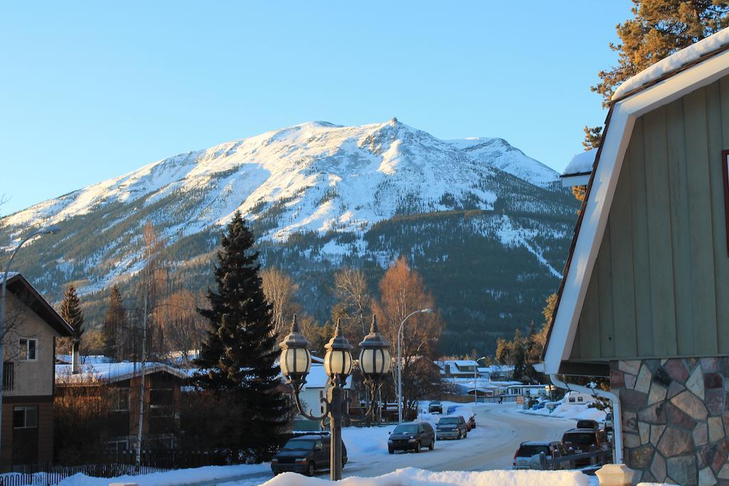 Celtic Haven Hotel Jasper National Park Esterno foto